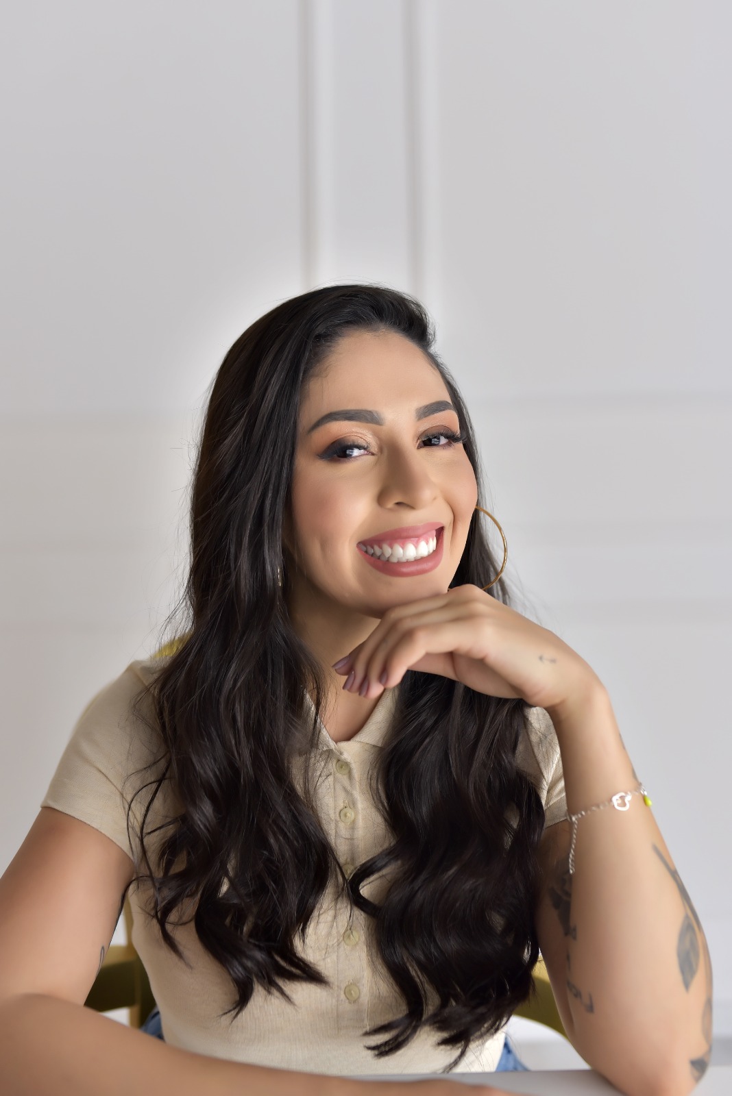 Carla Alecrim, especialista em micropigmentação e remoção a laser